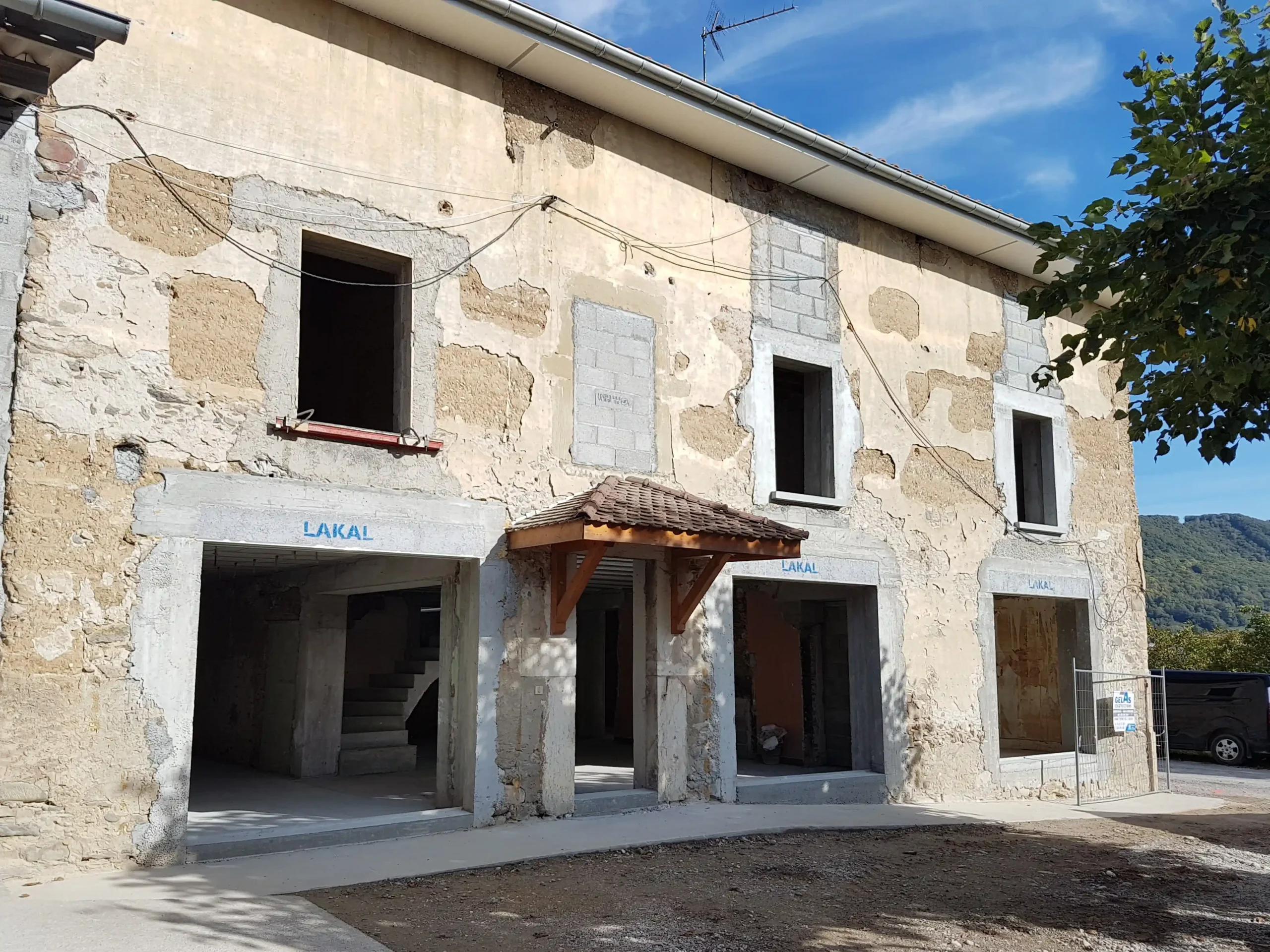Rénovation totale sur Saint Blaise du Buis